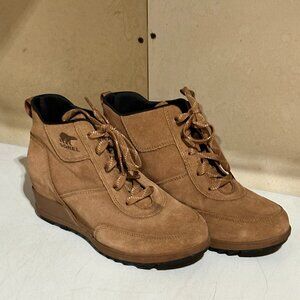 Sorel Women's Tan Suede Ankle Booties